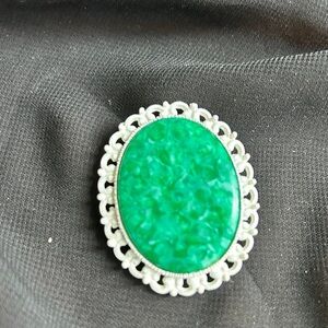 VTG Pretty Green and White Metal Brooch. Repaired.
